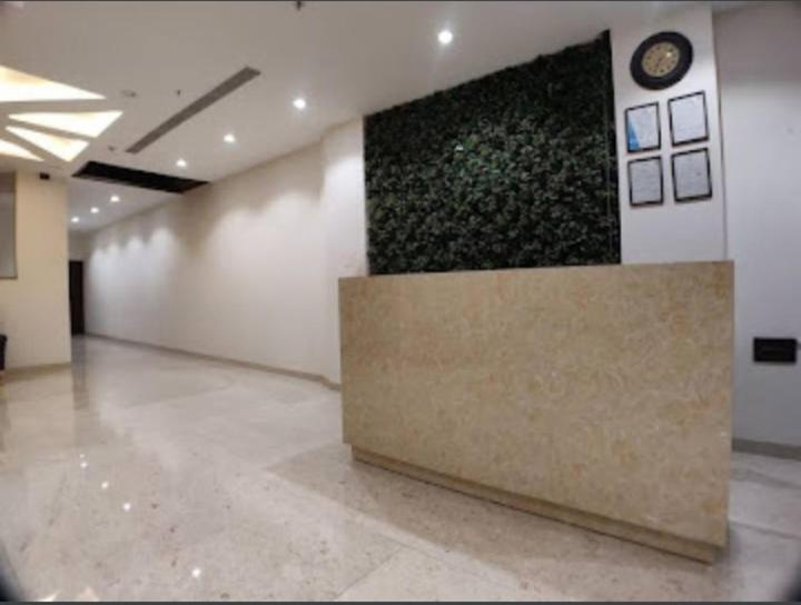 Derby Greens Hotel Bhopal Esterno foto